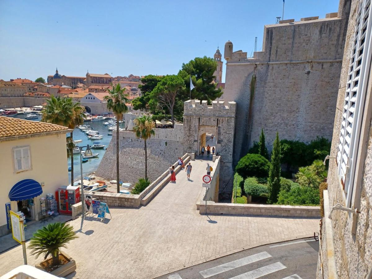 Old Town Gate Hotel Dubrovnik Bagian luar foto