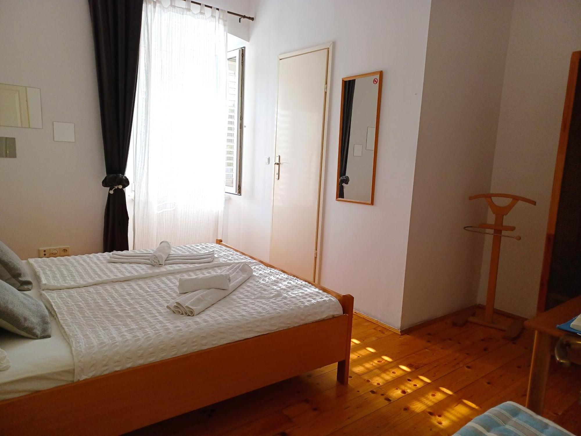 Old Town Gate Hotel Dubrovnik Bagian luar foto